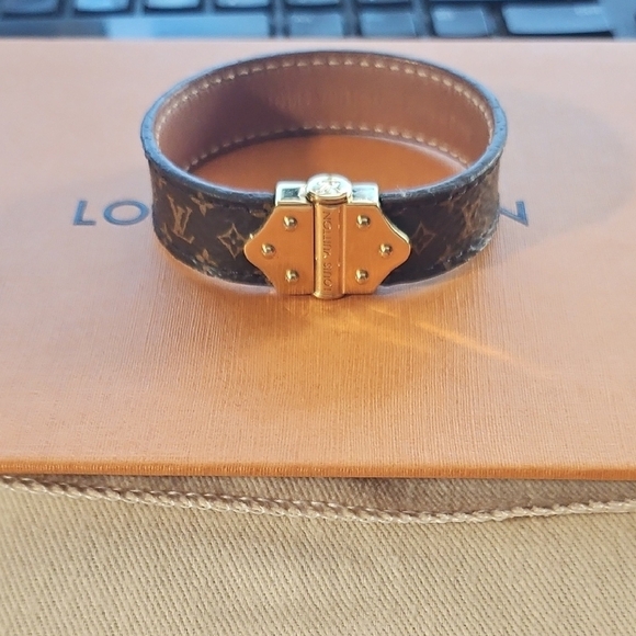 Authentic Louis Vuitton Nano Monogram Bracelet - Brown and Gold - Picture 1 of 9